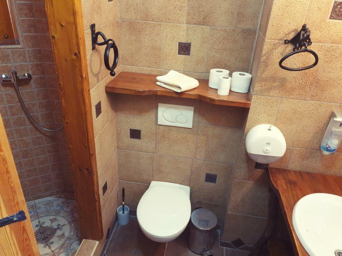 Penzion A Restauracia Toldi ガランタ エクステリア 写真